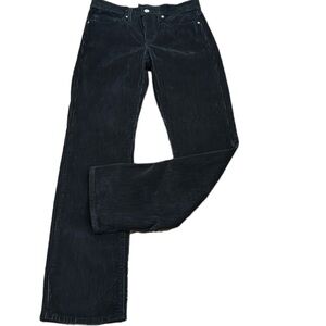 **NWT** Levi’s Corduroy Pant